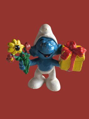 5/$25 Vintage Schleich Jokey Smurf with Flowers and Present PVC Figure